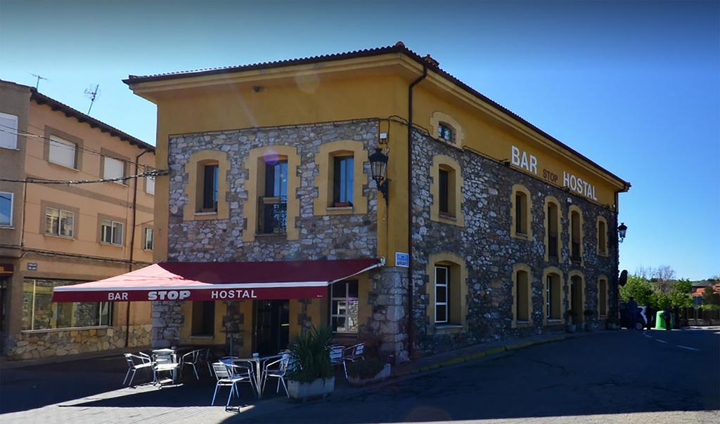 Hostal Bar Stop Hotel Velilla del Rio Carrion ภายนอก รูปภาพ